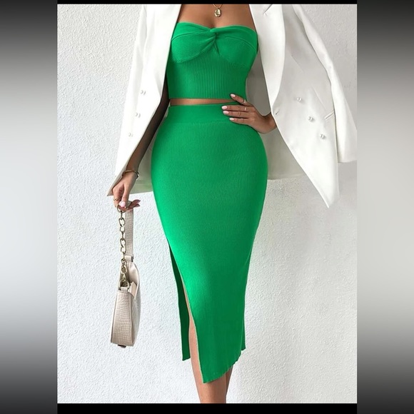 Green Knit Set - Picture 4 of 6